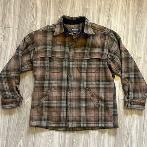 Vintage Woolrich Men's Plaid Jacket - Brown and Green